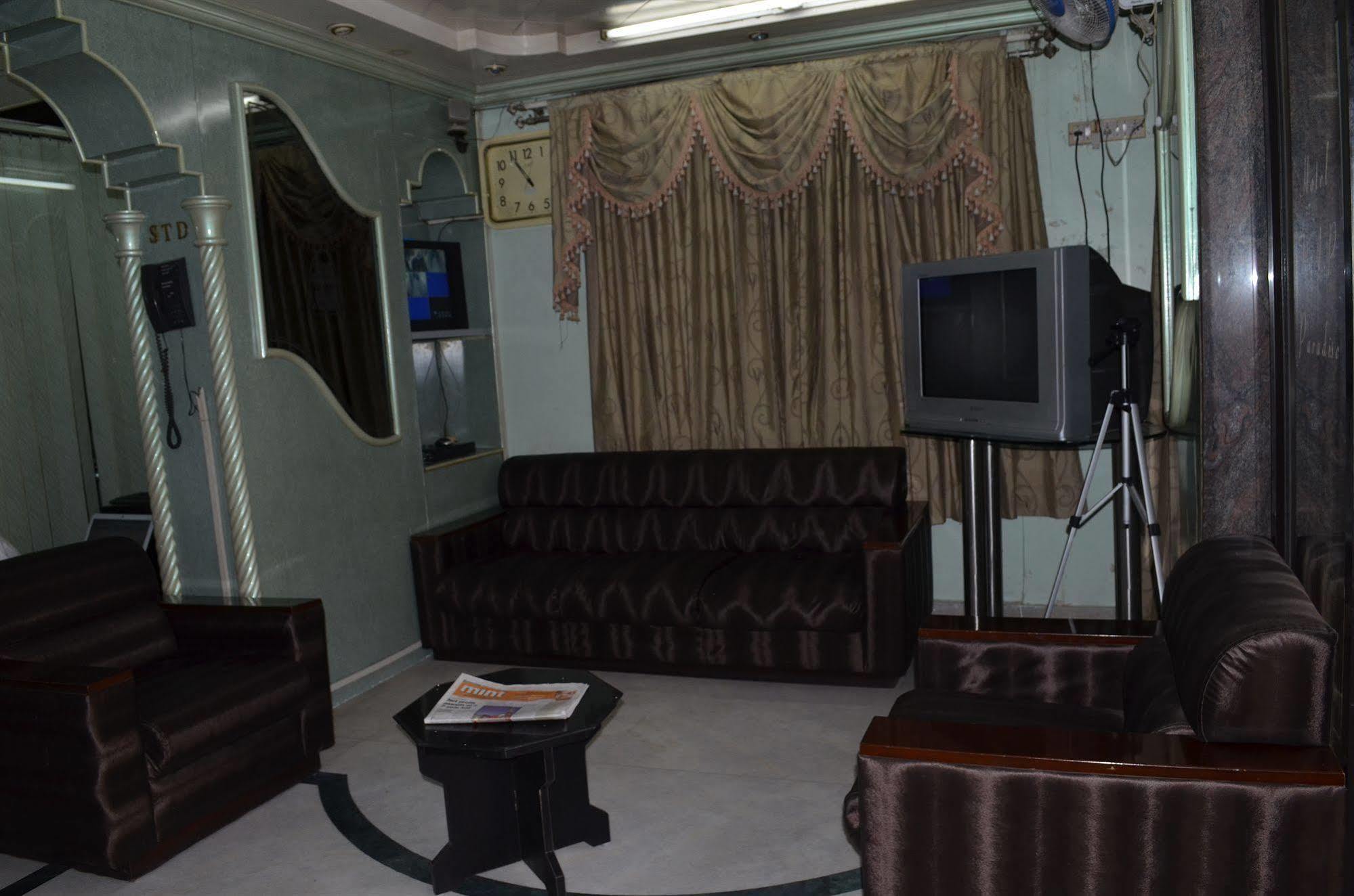 Hotel T.A.P. Paradise Bangalore Eksteriør billede
