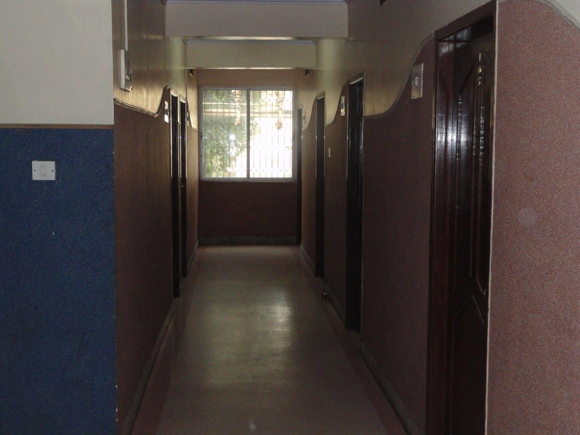 Hotel T.A.P. Paradise Bangalore Eksteriør billede